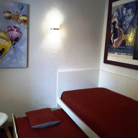 Un Balcon Sur La Apartament