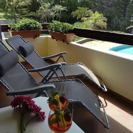 Un Balcon Sur La アパート フンシャル